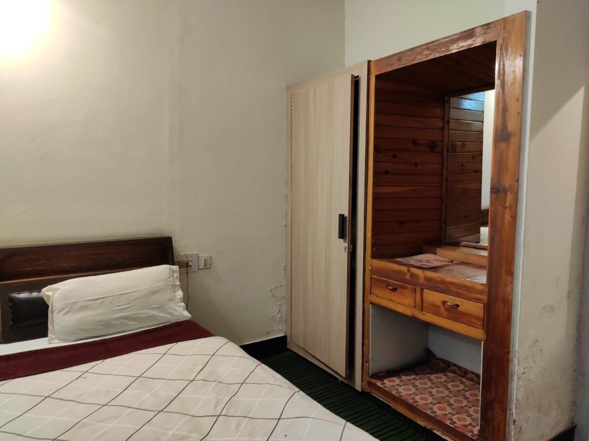 Hotel Royal Chamba  Esterno foto